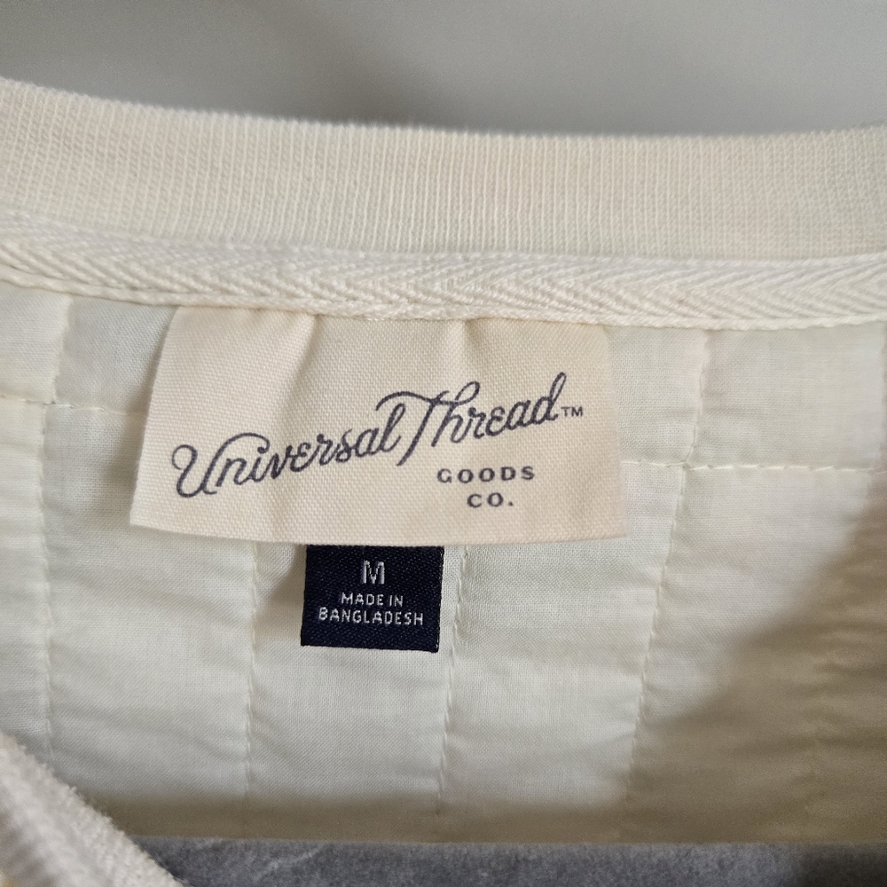 Universal Thread Pastel Geometric Sweatshirt - image 3